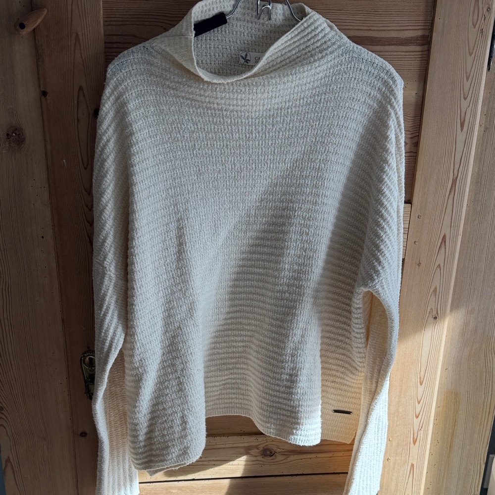 Carve Designs Cream Crew Neck Sweater